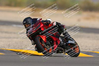 media/Sep-11-2022-SoCal Trackdays (Sun) [[81b7e951af]]/Turn 5 (1110am)/